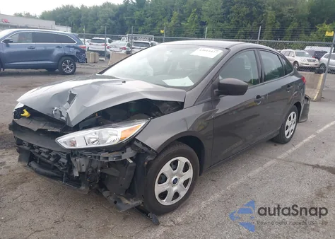 2018 Ford Focus S from USA, damaged, VIN 1FADP3E28JL306622